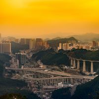 Este lío de carreteras está en la ciudad china de Guiyang y si te equivocas de salida aparecerás en Mordor capital