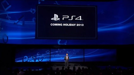 VX en corto: la presentación de PS4 en tres minutos, balones pixelados y Aliens damnificados
