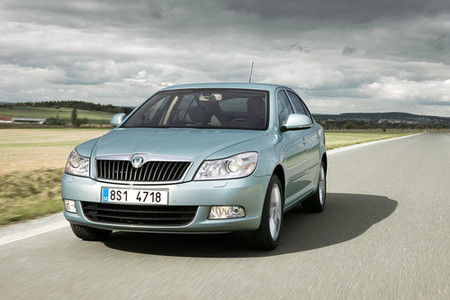 Škoda Octavia, ligeros cambios de equipamiento y precios