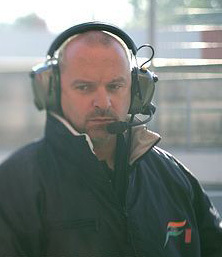 Recadito de Mike Gascoyne a Fisichella y Sutil