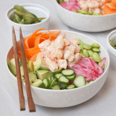 Poke de langostinos: una receta fresca y llena de sabor 