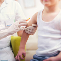 La vacunación contra el meningococo B (Bexsero) reduce en un 71% las probabilidades de contraer meningitis