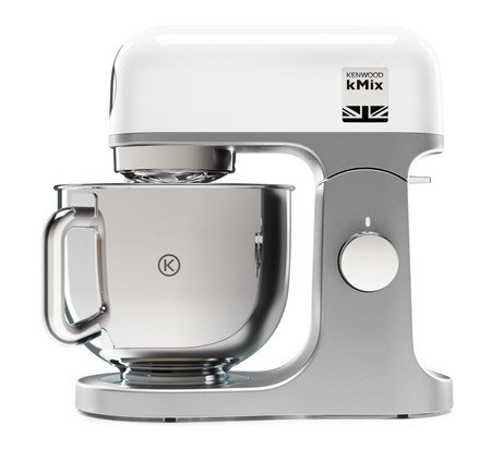 Oferta Flash en Amazon en el robot de cocina Kenwood kMix KMX750WH: hasta medianoche cuesta 259 euros