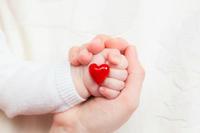 Un bebé de seis días, trasplantado de corazón por una cardiopatía 