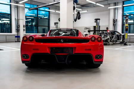 ¡Espectacular! Así es la lujosa colección de coches de Vettel que está a la venta... y no todos son Ferrari