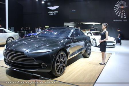 Aston Martin confirma el paso a producción del DBX, y aunque nos duela no nos extraña