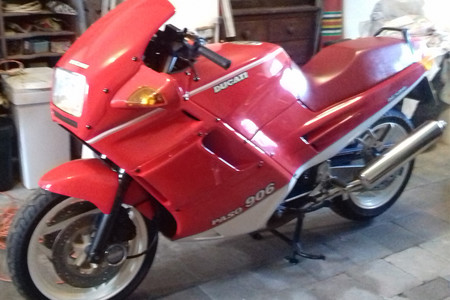 Si tienes 6.000 euros ahora puedes tener una Ducati Paso 906 expropiedad del campeón de F1 Nigel Mansell