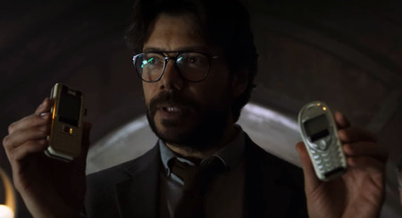 Estos son los móviles antiguos que aparecen en La Casa de Papel 3