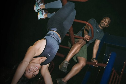 Black Friday en Reebok: descuentos de hasta el 50% en camisetas, pantalones, leggings y más