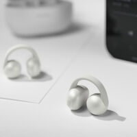 Ni izquierdo ni derecho: los primeros auriculares de clip de REDMI se ponen como quieras y usan titanio con memoria para comodidad extrema 