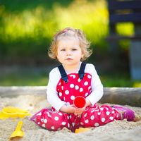 Cómo hacer un arenero en tu jardín o terraza, y cuáles son sus beneficios para los niños