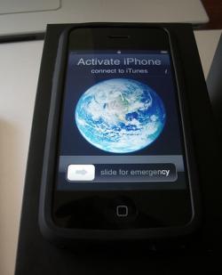 Comienzan a aparecer los trucos para activar y liberar el iPhone