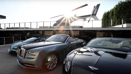 Si compras esta casa, te llevas una colección de 12 coches que incluye un Pagani Huayra y un Bugatti Veyron Grand Sport