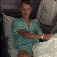 ¡Increíble! Tito Rabat ya está andando dos días después de sufrir una fractura triple en su pierna derecha