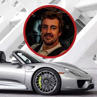 Este Porsche híbrido enchufable nos dejó con la boca abierta hace 15 años. Ahora es un exclusivo coche de colección, y Fernando Alonso se acaba de comprar uno