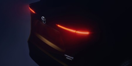 El próximo SUV híbrido de Toyota compartirá base con el nuevo Yaris y tendrá tracción total: lo conoceremos en el Salón de Ginebra