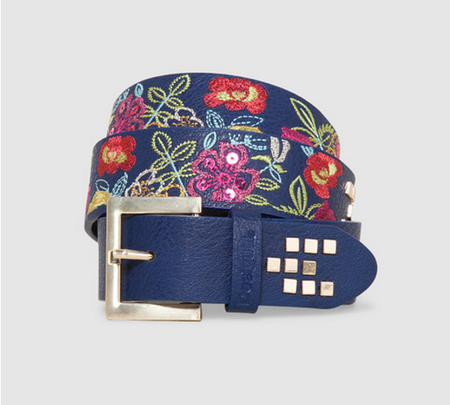Cinturón Basic Wow estampado de Desigual por 17,98 euros en Amazon