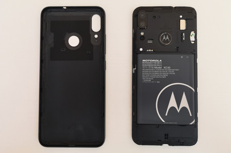 Moto E6 Plus 05