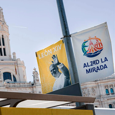La gincana del Menú del Peregrino: Madrid se sube al carro de la visita del papa con hamburguesas, Manolitos, pizzas y pasta 