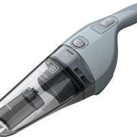 Por sólo 25 euros tenemos este  aspirador de mano Black&decker para uso básico en Amazon 