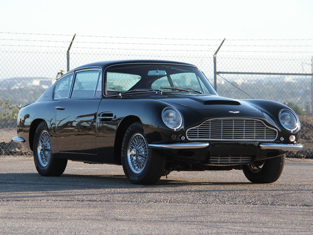 Aston Martin DB6 Vantage