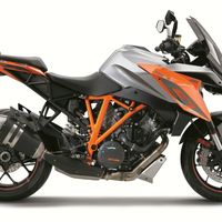 Un manguito de gasolina fuerza la llamada a revisión de todas las KTM 1290 Super Duke GT