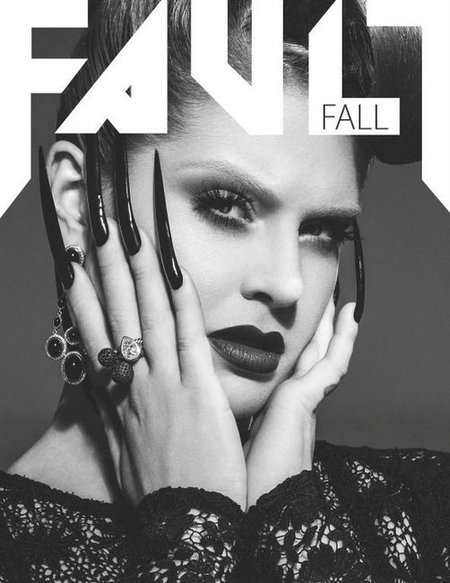 Kelly Osbourne saca la garra, y si te pasas de listo, te raja de arriba a abajo