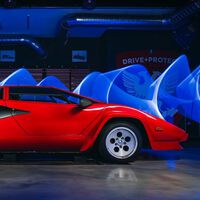 Del asco a la admiración: cuando grabas el detailing a un Lamborghini Countach que se había convertido en un nido de ratas