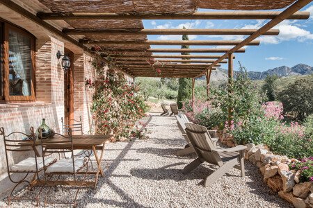 Alojameinto En Airbnb Refugio Moderno En Tarbena Valencia 1