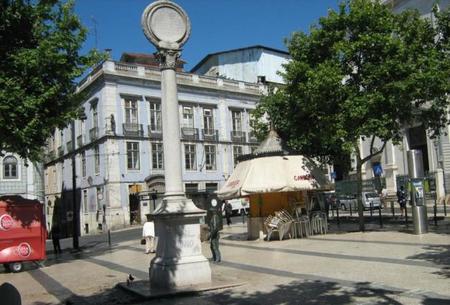 Descubriendo Lisboa: Largo Trindade Coelho