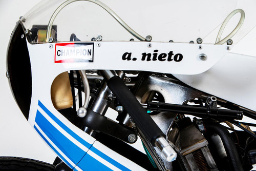 ¡A pujar! Tres motos de Ángel Nieto, Giacomo Agostini y Giancarlo Morbidelli salen a subasta por un millón de euros