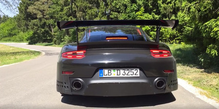 ¡Brutal! Así suena y acelera con launch control el próximo Porsche 911 GT2 RS