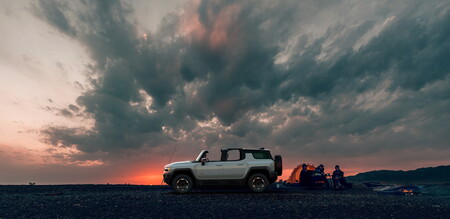 Hummer EV SUV 2024  78