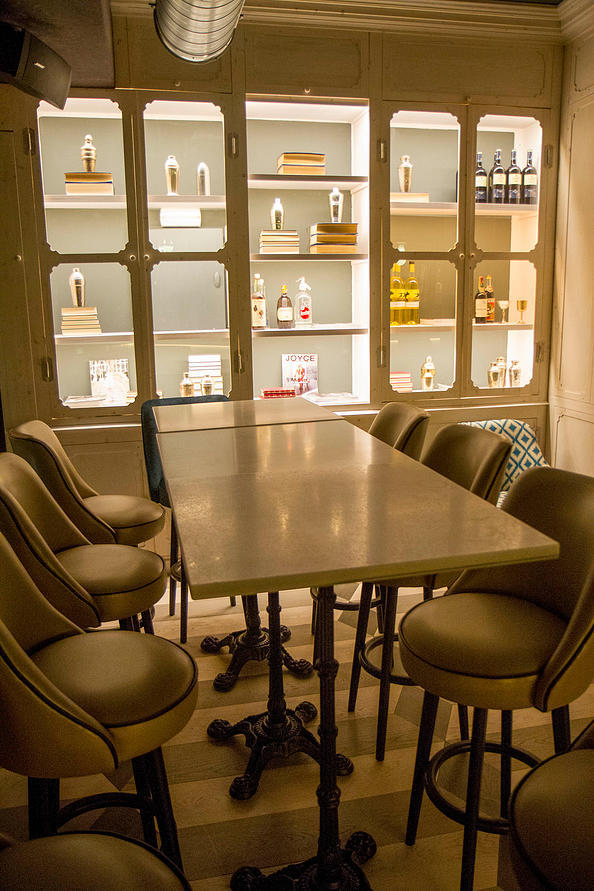 Taüer by Diego Cabrera