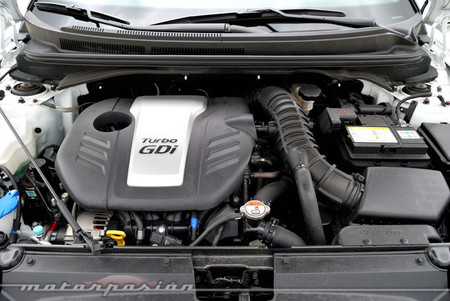 Hyundai Veloster Turbo