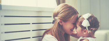 Besos y abrazos: por qué no obligo a mi hija a darlos si ella no quiere