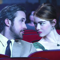 Este es el gesto de comunicación no verbal que usan las personas con alta inteligencia emocional para demostrar empatía 