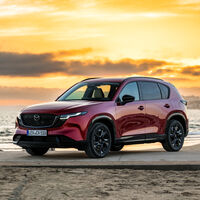 El coche que ha conquistado a 5 millones de conductores vuelve mejorado y más asequible: así es el nuevo Mazda CX-5