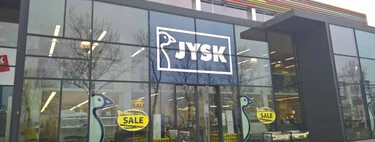 JYSK liquida la estantería moderna de diseño industrial que ordena y decora desde el salón al dormitorio