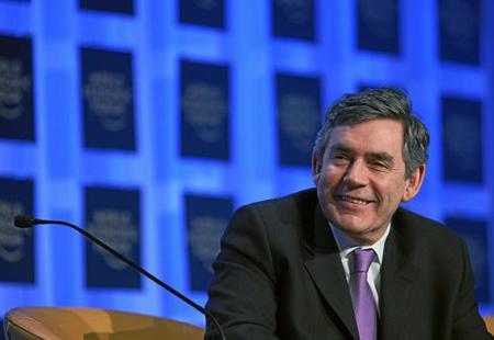 Brown convoca elecciones pero antes fuerza la aprobación de una dura ley para controlar Internet