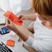 Nuevo sistema para que los autónomos envíen sus facturas en tiempo real a Hacienda