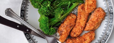 Ni pan rallado ni harina, el mejor rebozado para cocinar pechugas de pollo más ligeras y ricas para la cena no tiene hidratos 