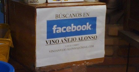 "Siguenos en Facebook" para promocionar nuestro negocio en las redes sociales