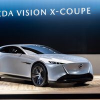 Mazda vuelve a hacernos soñar: esta vez es un coupé híbrido con motor rotativo que se come la contaminación
