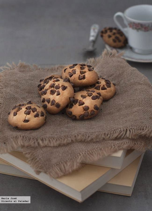 No pierdas de vista esta receta de cookies de plátano y perlitas de chocolate, es ideal para un antojo dulce