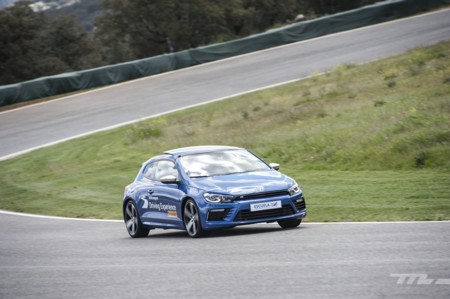 Volkswagen Driving Experience Escuela R 029