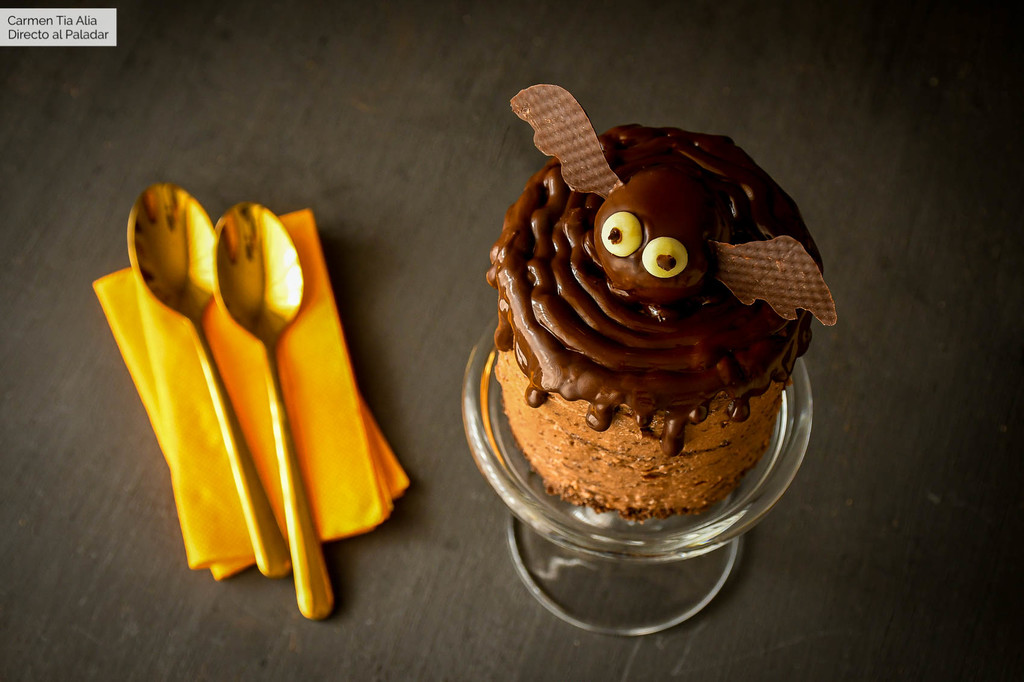 Tarta murciélago de chocolate, receta para Halloween