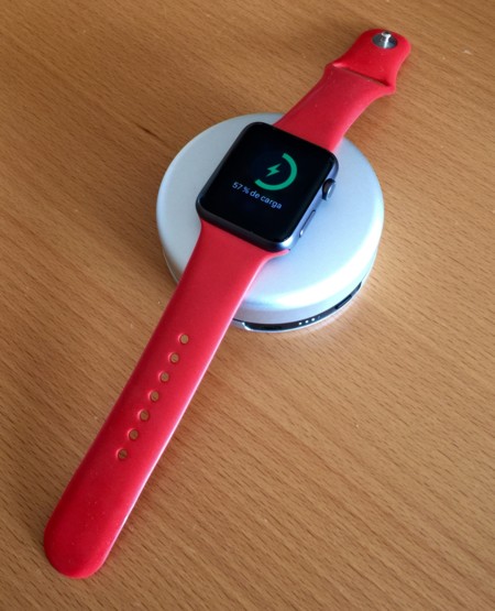 Un mes con el Pod, el cargador portátil de Nomad para Apple Watch
