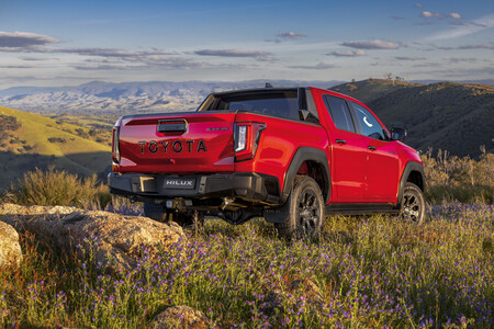 Toyota Hilux 2027