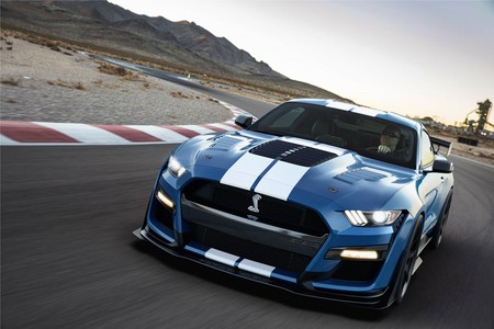 Shelby Mustang GT500 y GT350 Signature Edition: los pony cars más brutos se retocan con hasta 811 CV